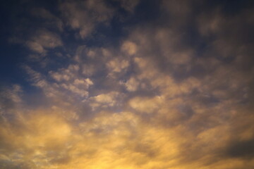美しい朝焼け雲