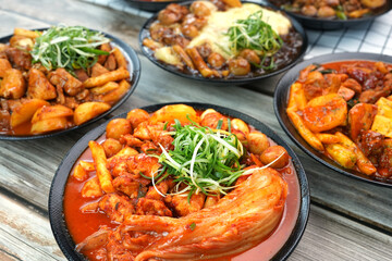 김치찜닭 닭볶음탕을 근접 촬영한 모습입니다.