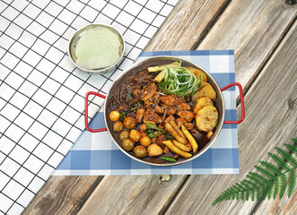 한국의 안동찜닭을 촬영한 모습입니다.