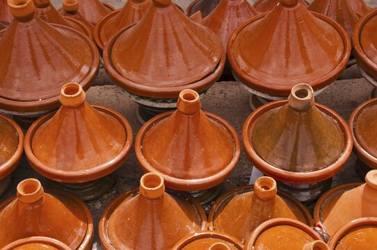 Tajines, tagines for sale, street vending, old town, Meknes, Morocco, North Africa
