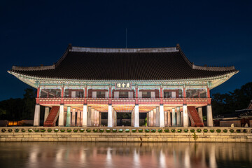 Naklejka premium 경회루