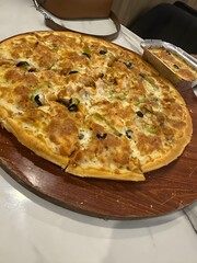 pizza on a plate,appetizer, asian, background, baked, bread, butter, butter naan, cheese, chicken, circle, cook, cuisine, delicious, dinner, eat, fast food, flat, flatbread, food, fresh, garlic, garli