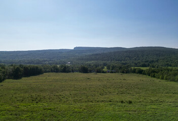 Fototapeta premium shawangunk mountains ridge scenic landscape gunks mountain climb climbing sam's point gertudge's nose campground hike hiking trek trekking adventure cliff cliffs rock rocky ledge mohonk minnewaska 