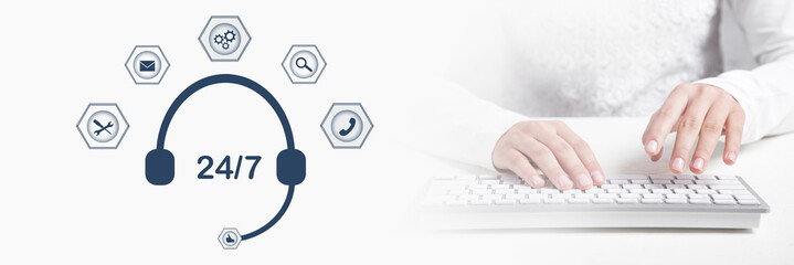 24 7 hours online service. Business concept
