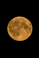 Obraz premium full moon over black