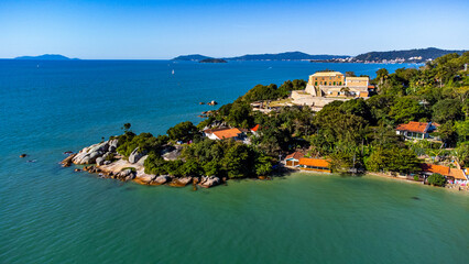 Ilha Praia Litoral Fortaleza Forte Português Verão Guarda Sol Areia Mar Oceano Paisagem Natureza...