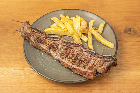Beef sirloin cheek braised with dark wine and chocolate, melt-in-the-mouth