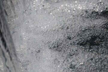 High-Speed Capture of Water Fountain Bubbles