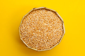 Raw quinoa seeds in a bowl.