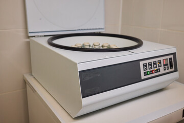 Laboratory Centrifuge Rotor designed for use with Sample Tubes in various experiments and analyses