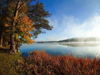 Jesienny krajobraz - Jezioro Wadąg 