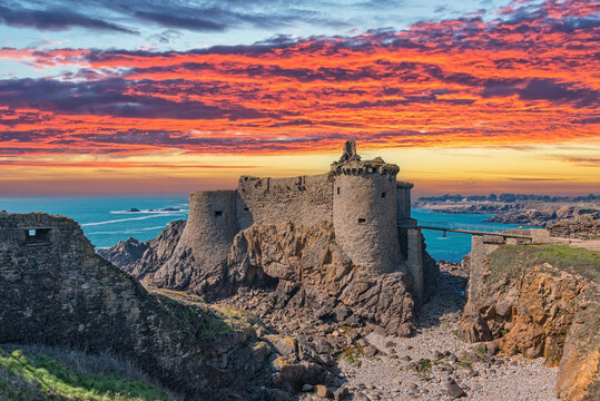 L' &icirc;le d'Yeu, Vend&eacute;e