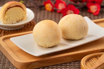 Traditional taiwanese small mung bean pastry with sweet filling.