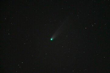 Comet Lemmon (C/2019 U6) in the Night Sky – Green Coma and Tail Among the Stars