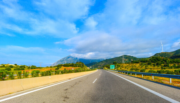 Aftokinitodromos 5 / Autobahn in Griechenland bei Patras in Richtung Ionnina 