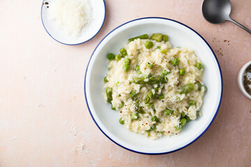 Green pea risotto with asparagus