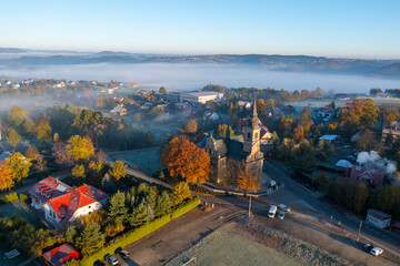 Kościół św. Apostołów Filipa i Jakuba w Mystkowie © Maciej G. Szling