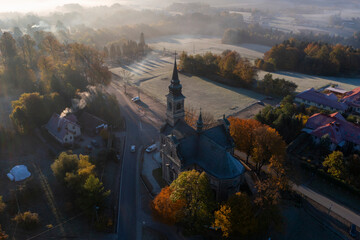 Kościół św. Apostołów Filipa i Jakuba w Mystkowie © Maciej G. Szling
