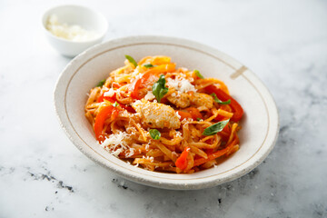 Chicken pasta with pepper and cheese
