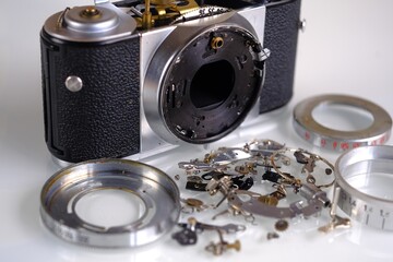 Analogkamera zerlegt