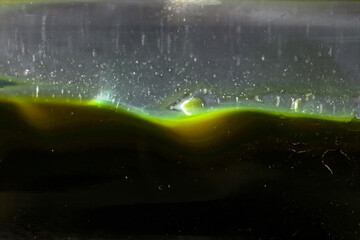 welle gelb hoch tief