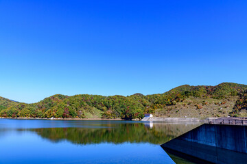 秋　宮城県の二ツ石ダム　
