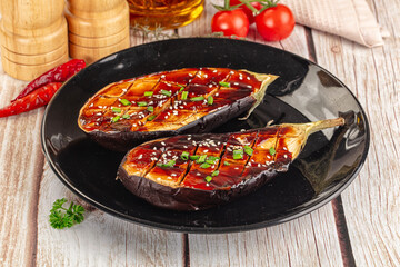 Baked eggplant with teriyaki sause