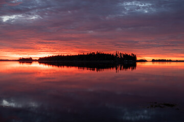Fototapeta premium View of the Atlantic Ocean at sunrise at Moser River, an hour's drive from Halifax. Nova Scotia captivates visitors with its beautiful nature and landscape.