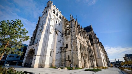 SAINT-QUENTIN (Aisne)