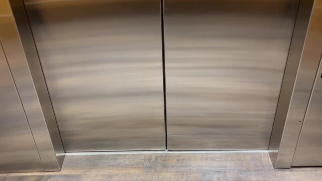 Elevator Doors closing and opening