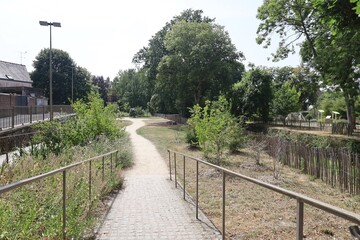 Parc public, ville de Lamballe, département des Côtes d'Armor, Bretagne, France