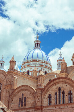 Catedral  Nueva Cuenca Ecuador photo