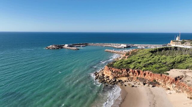 vista a&eacute;rea de la cala del aceite en Conil de la Frontera, Espa&ntilde;a