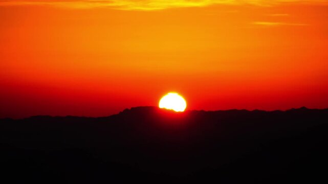 日の出のタイムラプス