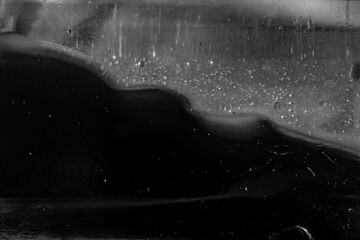 welle schwarz hoch tief