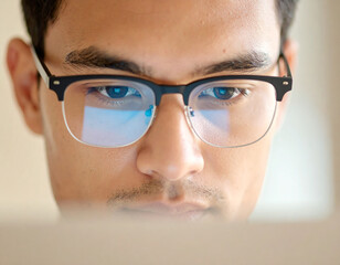 Digital Eye Strain: Protecting Vision from Blue Light