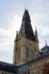 Fototapeta premium House of Commons building under sky in Ottawa, Canada.