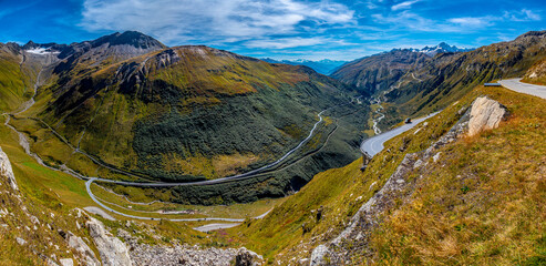 Przełęcz Furka (niem. Furkapass, wł. Passo della Furka) widok z przełęczy, Alpy, jesień 2025 © grzegorz_pakula