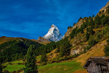 Matterhorn, Alpy, Zermatt, Szwajcaria - jesień 2025