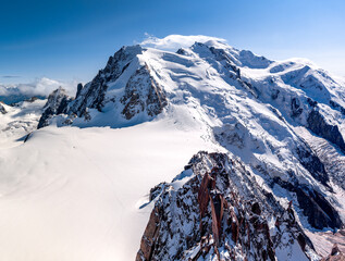 Widok na Mont Blanc z Aiguille du Midi - jesień 2025