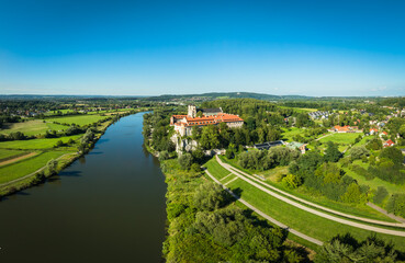 Opactwo Benedyktynów w Tyńcu z lotu ptaka

