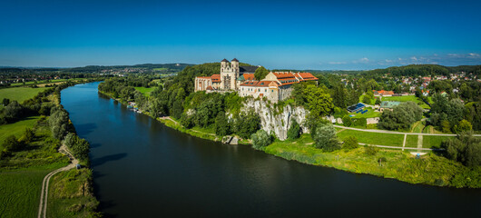 Opactwo Benedyktynów w Tyńcu z lotu ptaka
