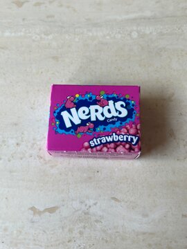 La Quinta, CA, USA
October 22, 2025
Nerds Strawberry Box