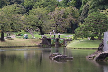小石川後楽園。水戸徳川家の上屋敷の回遊式築山泉水庭園。大泉水。