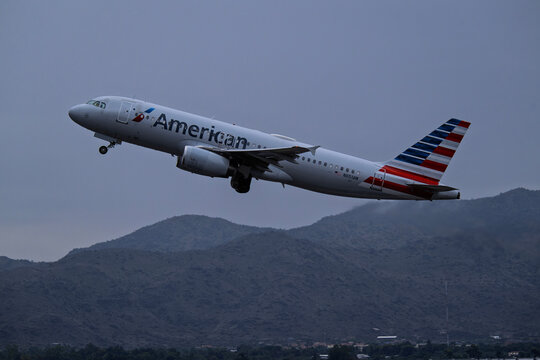 AMERICAN AIRLINES AIRBUS エアバス A320 アメリカン航空 機材一覧 エアバスA320 | FlyTeam(フライチーム)