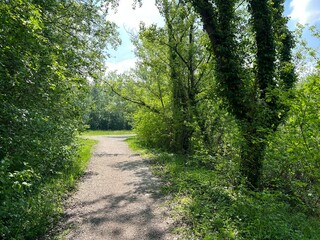 Walking and running trails around the Jarun Lake (Croatia) - Rekreacijsko sportski centar Jarun ili staze za šetnju i trčanje oko športsko-rekreacijskog centra Jarunsko jezero (Zagreb, Hrvatska)
