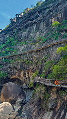 Wangxian Valley, a village with a history of more than a thousand years, is located in Shangrao...