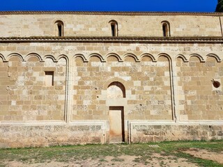 Lecce - Particolare della facciata laterale della Chiesa di Santa Maria di Cerrate