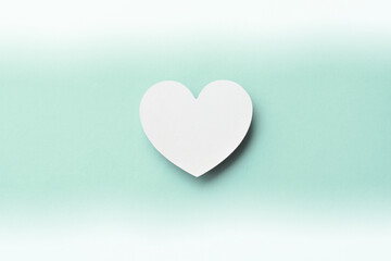 ハートマークと紙