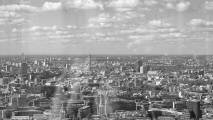 Fototapeta premium Aerial view of central London with modern and historic buildings.